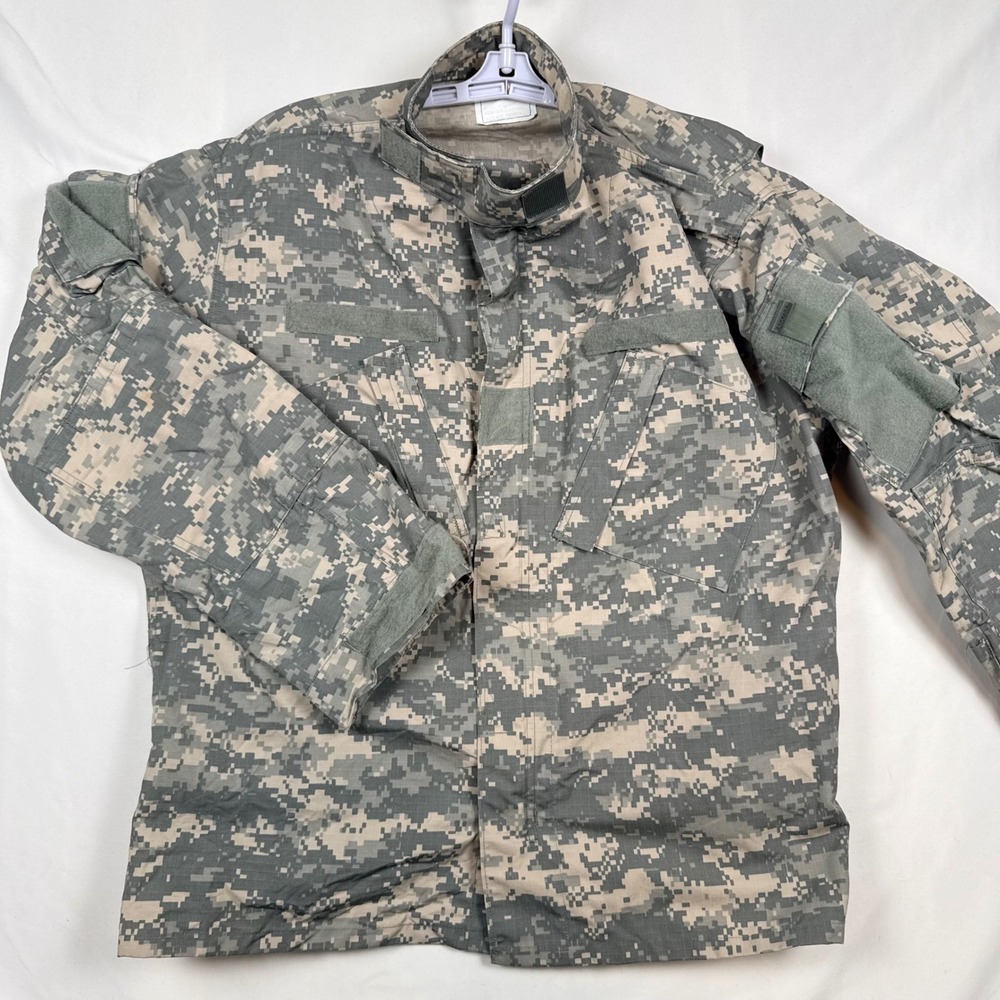 US Army ACU Digital Camo Uniform Coat Jacket Large Regular UCP 8415-01-519